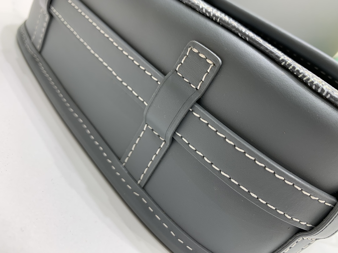 Belvedere PM Shoulder Bag In Grey